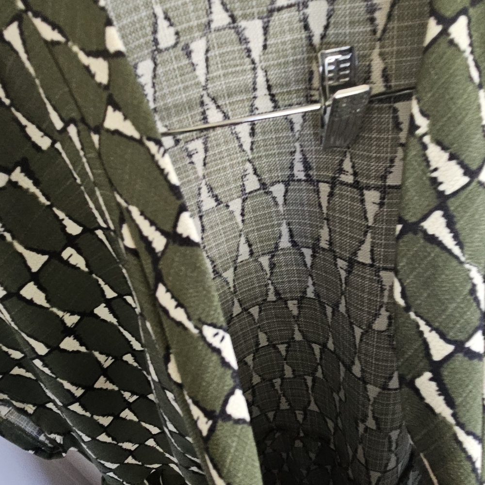 52seven Green Cap Sleeved V Neck Patterned Women's Short Dress Size 1X - Picture 6 of 7